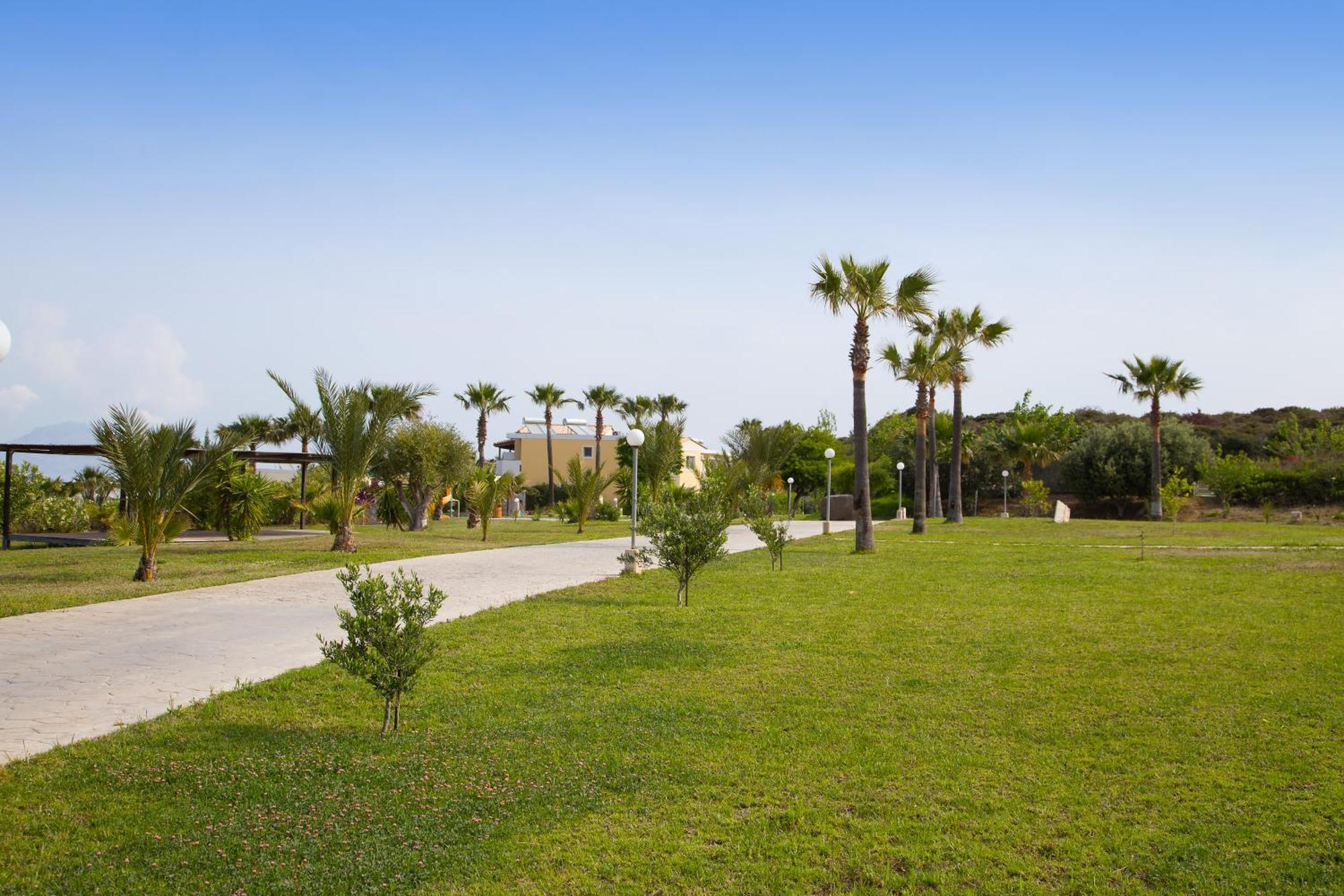 Kouros Palace 5*
